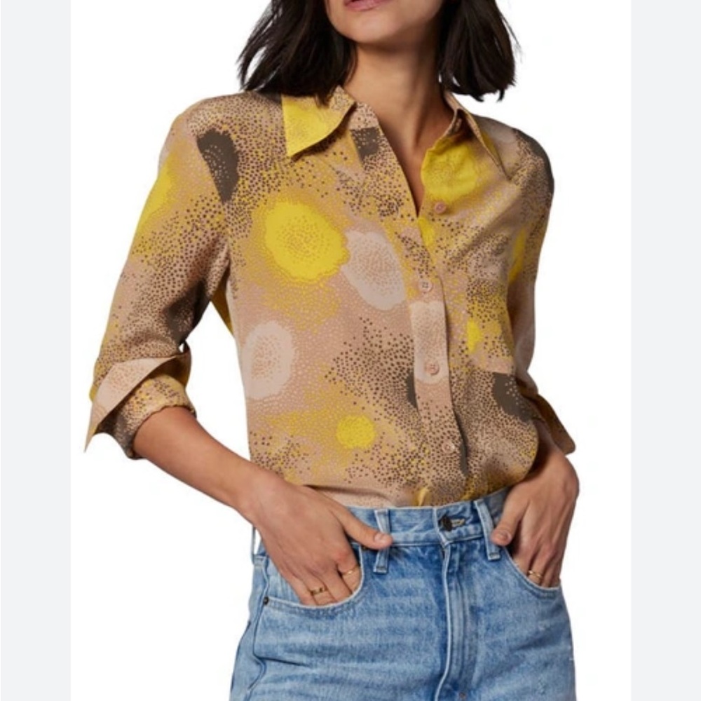 EQUIPMENT 
Mia Quinne Top. Nwt size xs 
Brown multi